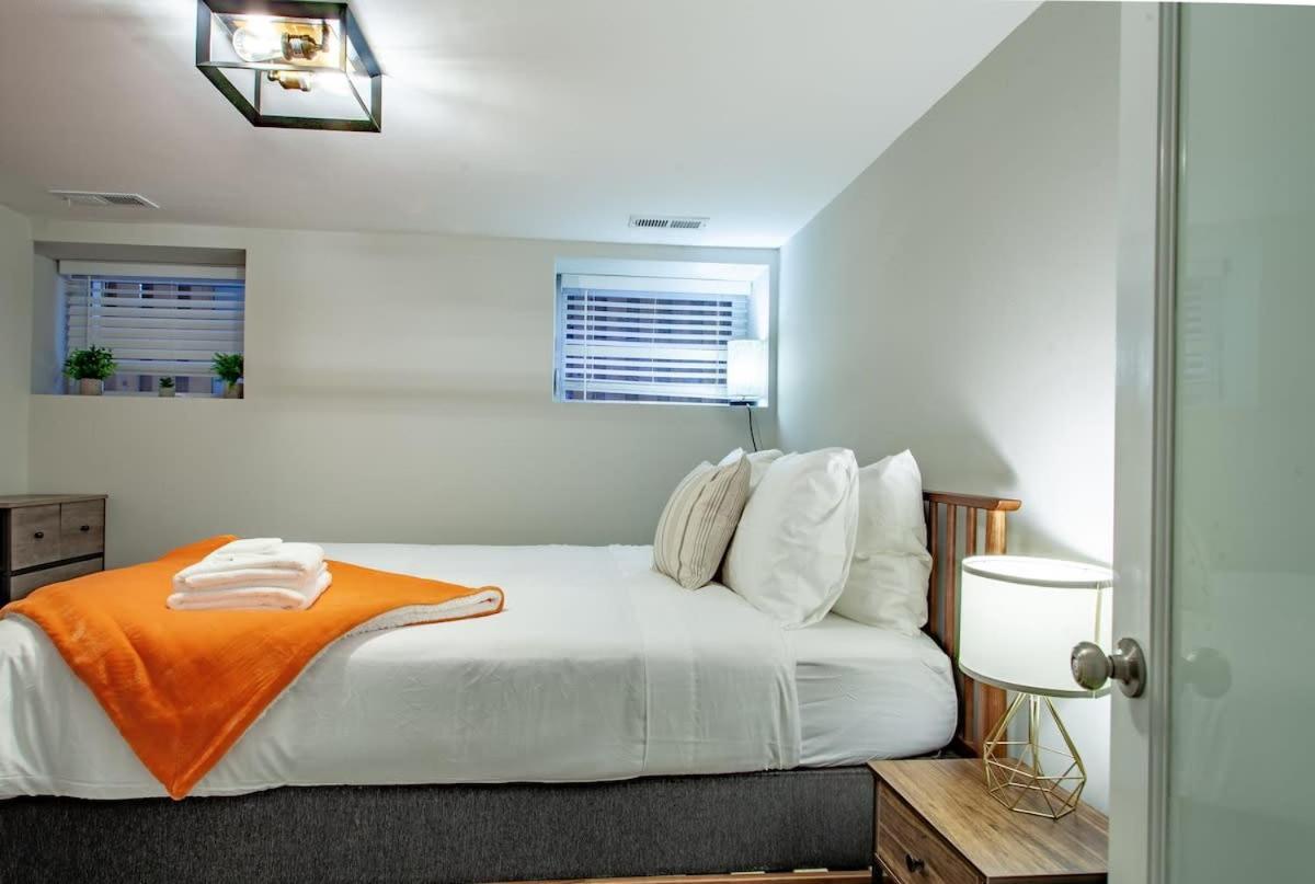 Appartamento 2-Br Petworth Pad Walk To Metro Subway Washington Esterno foto